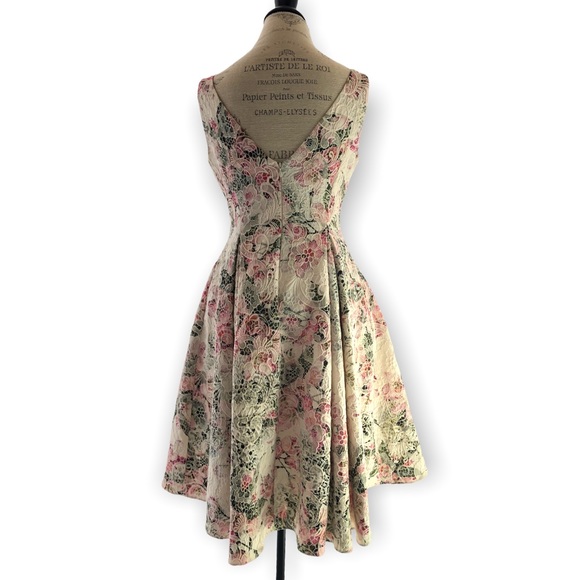 Adriana Papell Sleeveless Dress - Picture 3 of 14